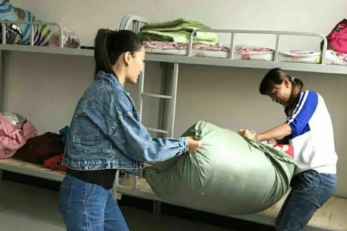 四人小品剧本适合学生