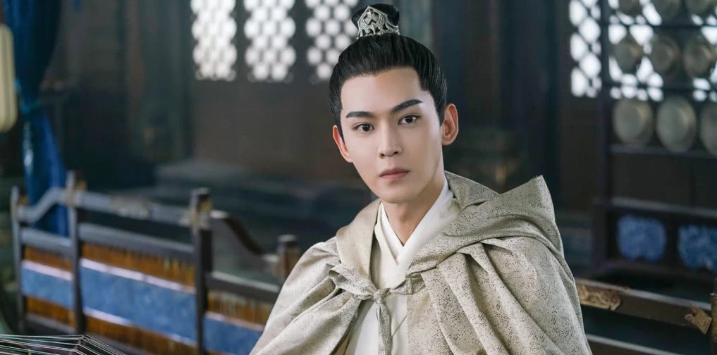 唐晓天天发文否认恋情,为不当行为道歉,他发生了什么事?