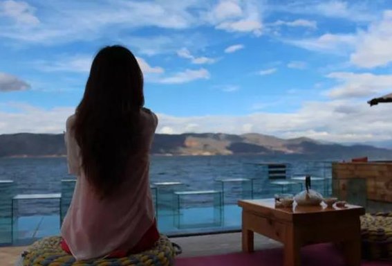 明天休息一天的说说朋友圈