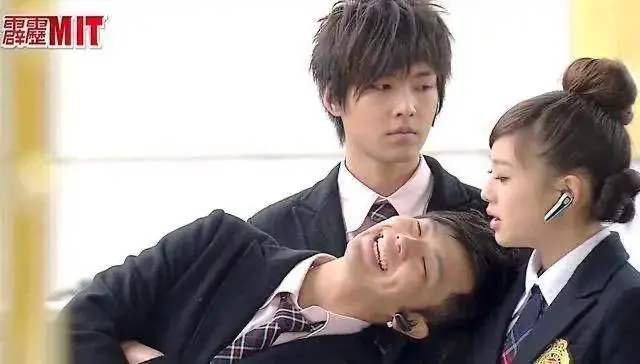 年仅36岁黄鸿升在自家住宅猝逝，参演《终极一班》，他还有哪方面的成就？