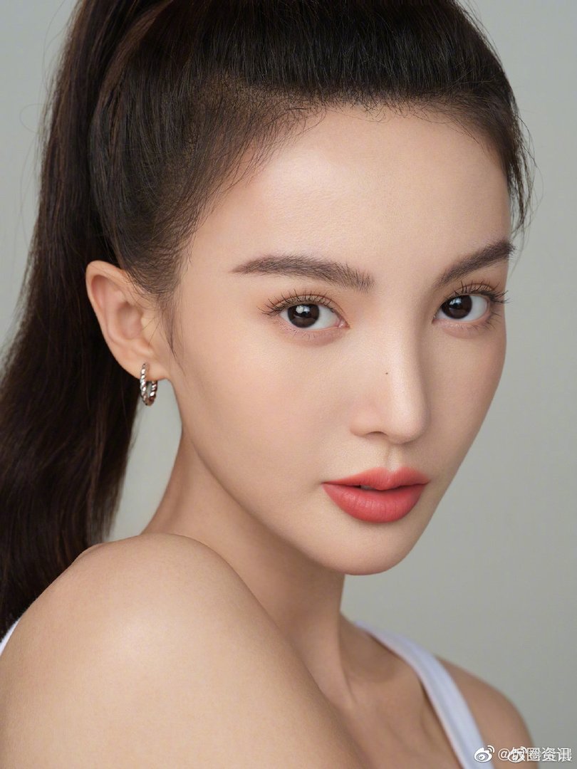 金晨称自己一天洗两次头，女明星们到底有多自律