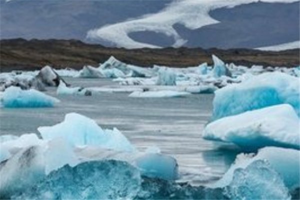 家属宣告王相军遗体搜救结束，冒险王于冰河融为一体，冰河有多危险？