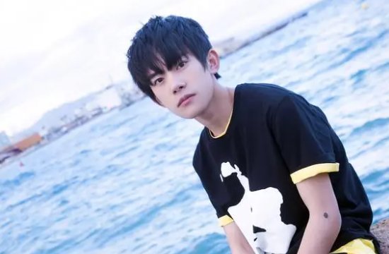 有哪些易烊千玺的瓜是真实的？