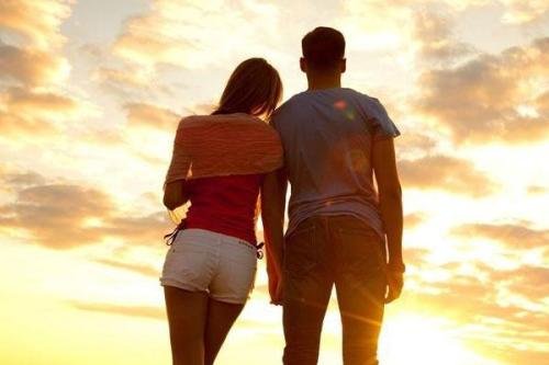 婚姻不就一张纸，女人该如何面对“内忧外患”的婚姻？