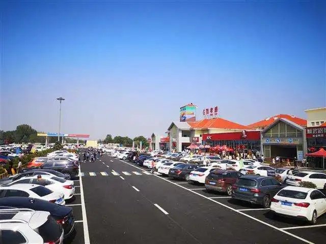 书记下乡调研被司机遗忘路边!你有过类似经历吗?