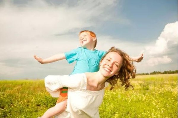 不满老师被学校调换,小学全班同学集体翘课,对此你怎么看?