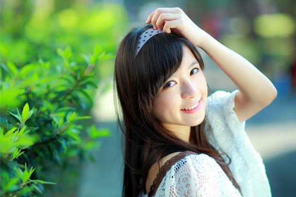 如何判断一个女孩是不是经济适用女？