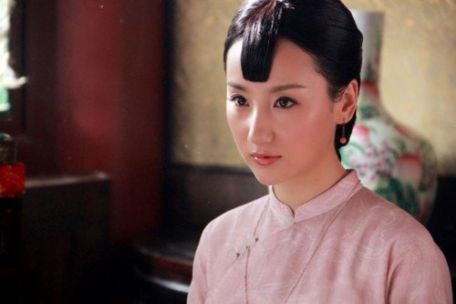 电视剧“一代枭雄”里面那个素影是谁扮演的？