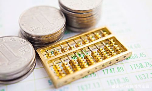 在国际汇率上,对普通人来说人民币贬值好还是升值好?