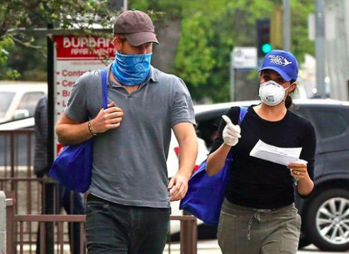 哈里王子为什么要靠变卖资产来还债?