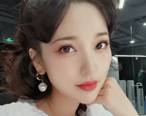 金莎确诊新冠后发视频报平安,现在她的身体状况如何?