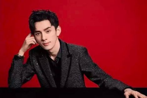 业内人士透露李佳琦薇娅一晚或收入6到8亿，这是真的吗？