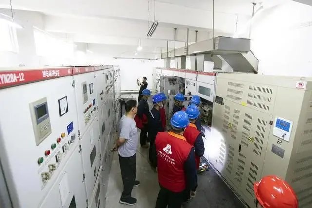 为什么成都夏天限电呢？