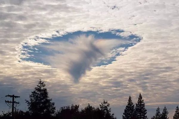 处暑时节民间有七月八月看巧云之说巧云是指那种云