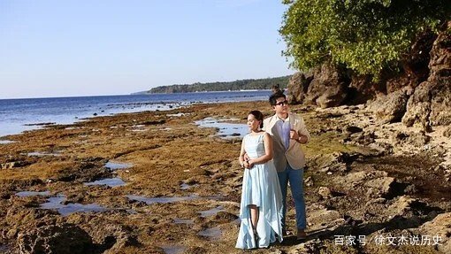 大龄剩女的悔恨：年轻时放纵和黑人同居，如今倒贴婚房也没人要我，为何