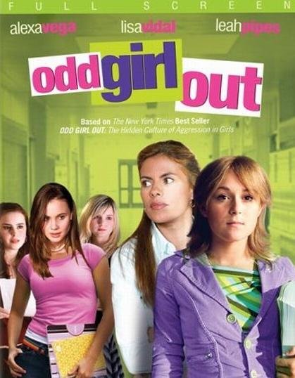 怪女孩出列的电影剧情