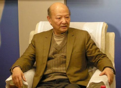 沙丘驻涡火焰稳定器的研制历程