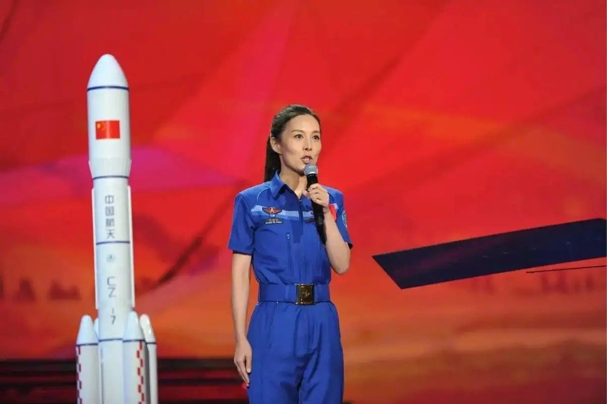 王亚平在太空怎么解决性问题