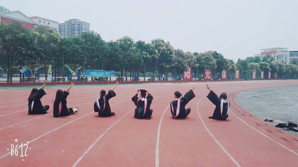 在一个没有男生的班级是怎样的体验？