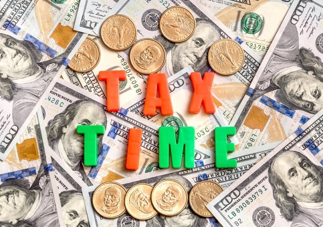 母女因错案遭关八百余天索赔25万，你认为索赔少了吗？