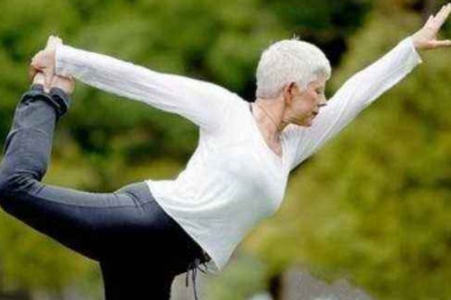 老人把共享单车当运动器材锻炼，这算不算占用公共资源？