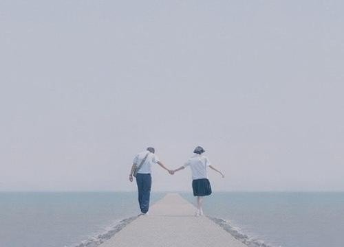 当给女生种草莓时，女生都会想什么？