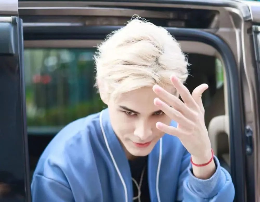 利路修听到名次后的表情变化引热议，为何他如此执着回家？