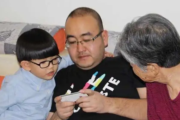 天伦之乐的唯美句子和孙子在一起天伦之乐的句子