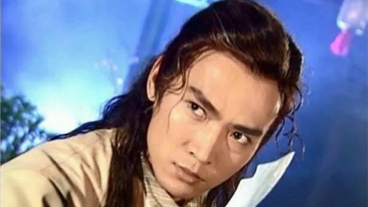 武侠小说《多情剑客无情剑》中，李寻欢为什么会卷入江湖纷争？