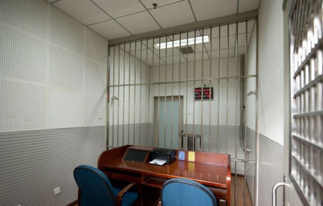 请问宝安九围看守所邮编及地址是多少呢？