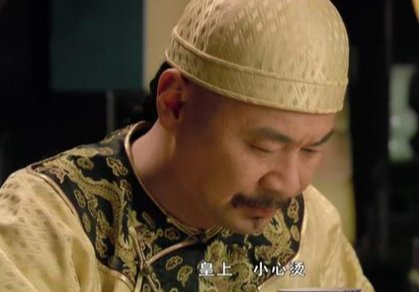 甄嬛将皇帝比作汉成帝，将自己比作赵合德，背后有何深意？