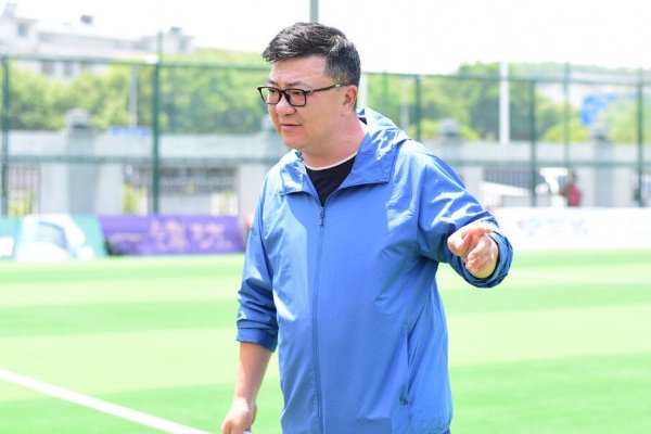 董路现任妻子朱安安简历