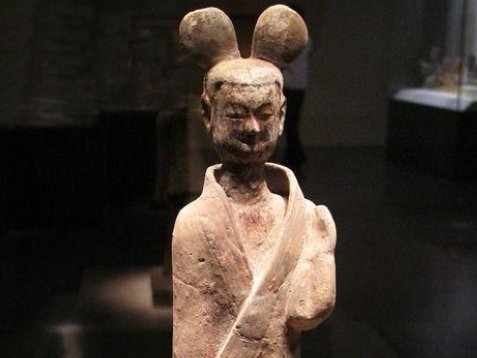 太原博物馆现心塞女俑，这个女俑有何特别之处？