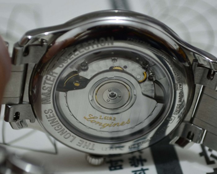帮忙鉴定浪琴手表L2.628.4.786真假？个人认为是假的？