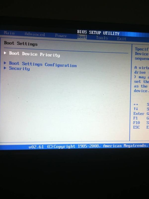 U盘 装系统：在bois里boot里面只有 sata hdd sata odd network 使用USB装机应如何设置？还有。。