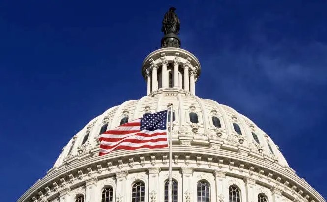 美国国会相当于中国的什么机构