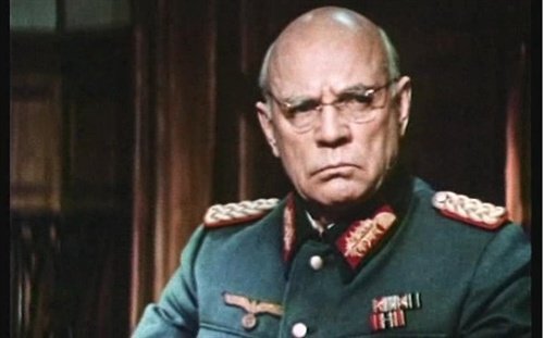 潜艇午夜出击的剧情简介