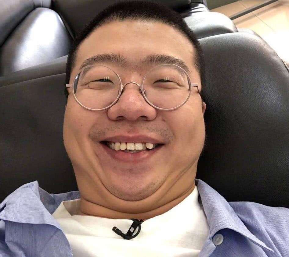 李诞退出笑果文化董事,李诞退出的原因是什么?