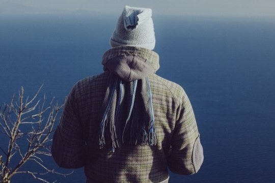 女朋友背叛了我我该怎么做？该怎么放下？