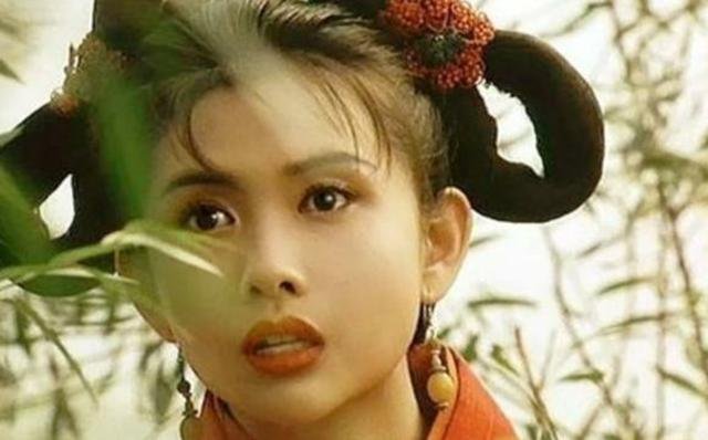 倚天屠龙记里的紫衫龙王和小昭真是郭靖的后人吗？求详细解答