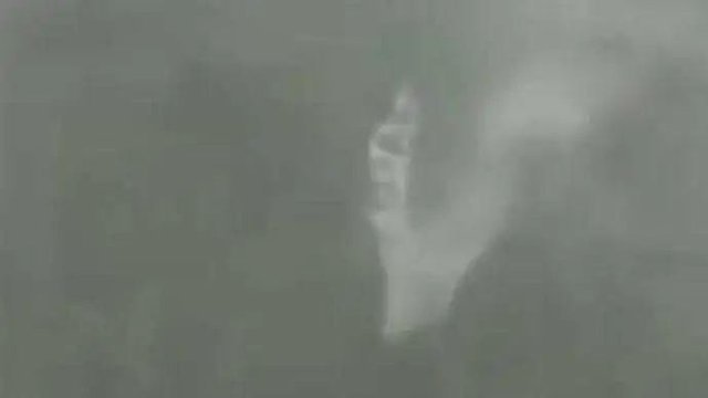 温州瀑布发生倒流现象，这是“黑格比”台风引起的吗？