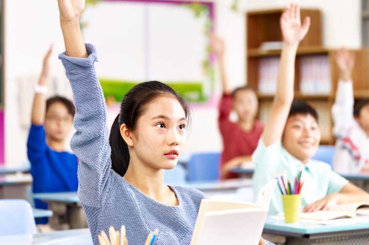 龙行龘龘的意思