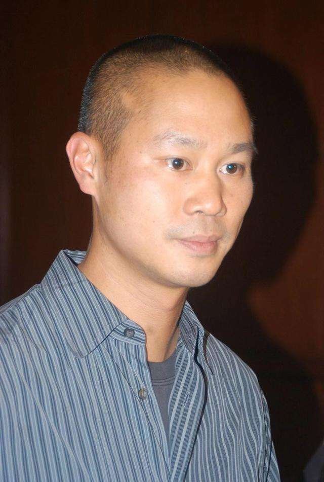 华裔企业家谢家华因火灾遭受重伤去世，为何他还被称为“网络鞋王”？