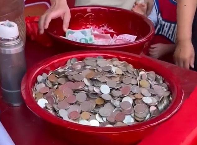 山东一男子为结婚的兄弟随礼1000个硬币，这么做的原因是什么？