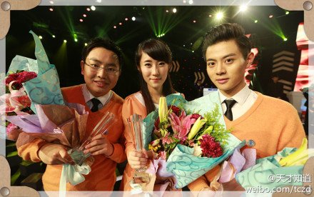 天才知道第二季三个同学的图片每个学校晋级三个同学pos