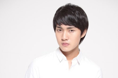 拥抱太阳的月亮主演