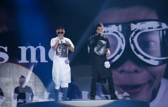 明白人组合的成员信息