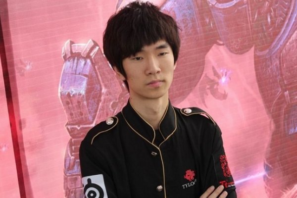 魔兽争霸3中我要攻击之爪是谁的id？有哪些成就？