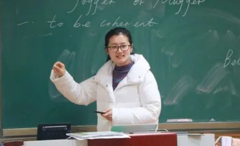 教师资格证几点报名