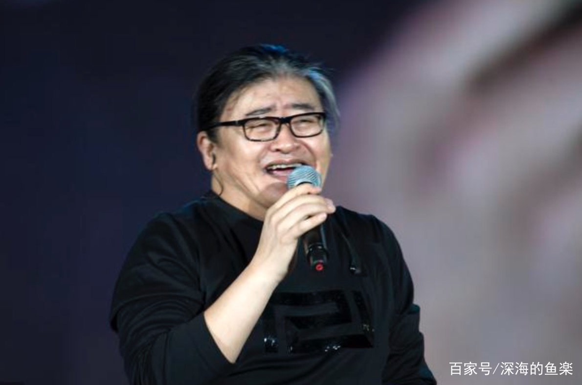 刘欢因为什么原因退出《中国好声音》的舞台？